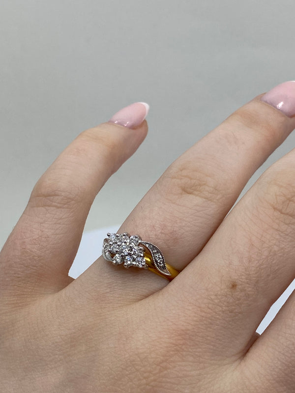 Diamond Cluster Ring - 18ct Gold