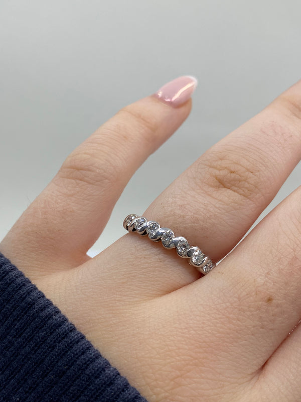 7 Stone Diamond Eternity Ring - 9ct Gold