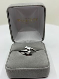 Diamond Trilogy Ring - 9ct Gold