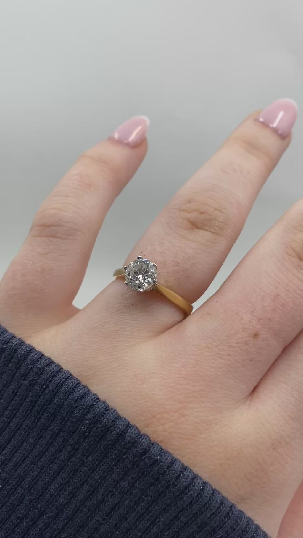 Solitare Diamond Ring - 18ct Gold